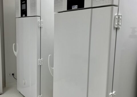 Low-temperature freezers with temperature recording, monitoring and alarm notification system (2 refrigerators up to -86⁰ C and one up to -30⁰ C)